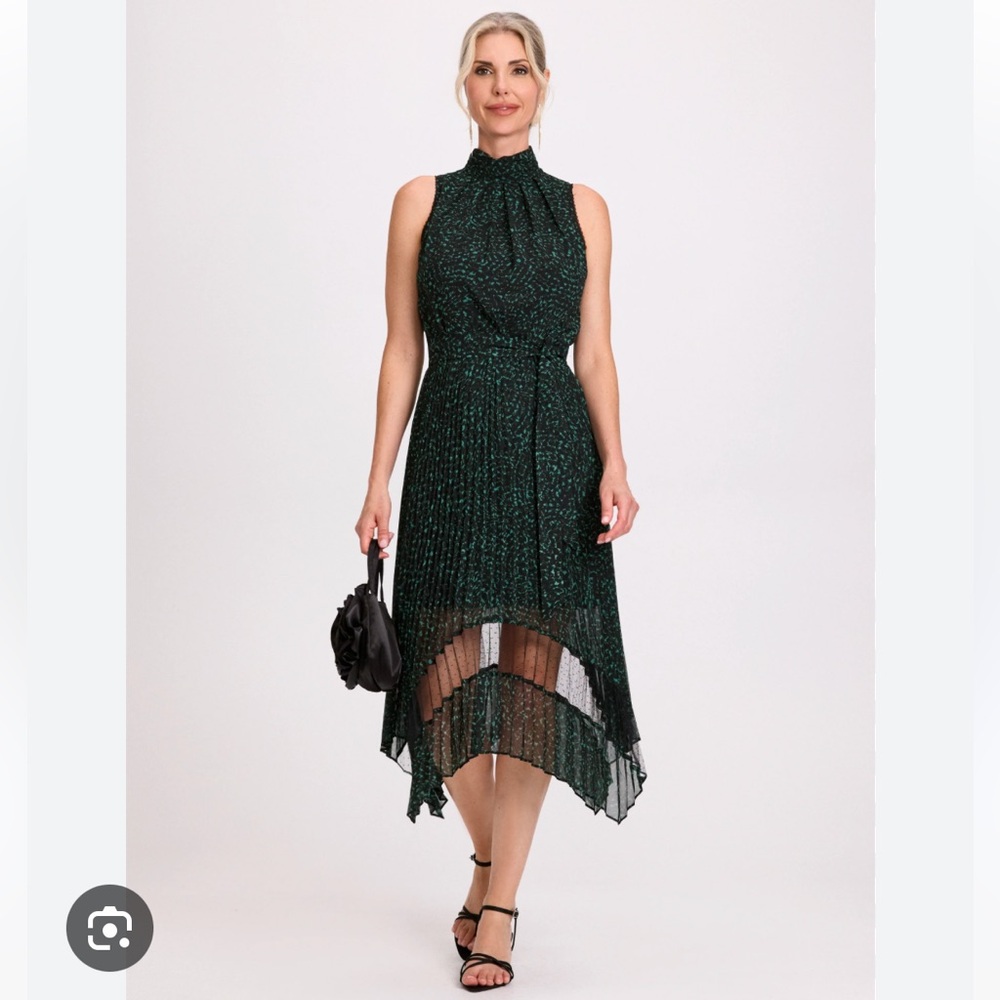Laura Geometric Print Midi Chiffon Sleeveless Dress Green Pattern